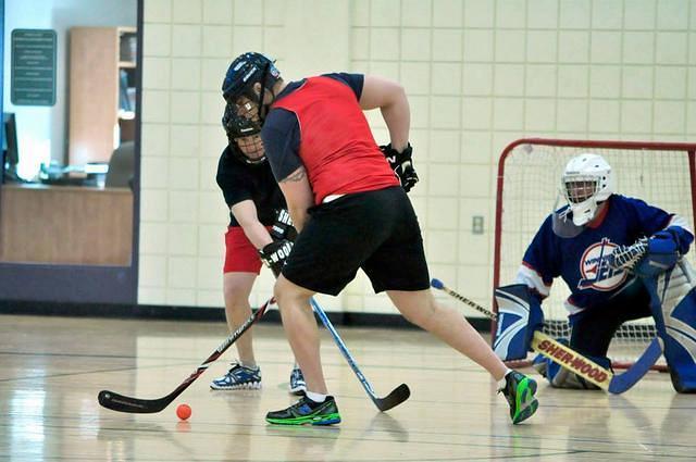 GSH - Floor Hockey action